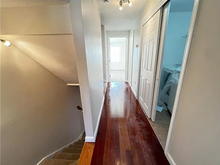 86 Atwood St — Photo 7