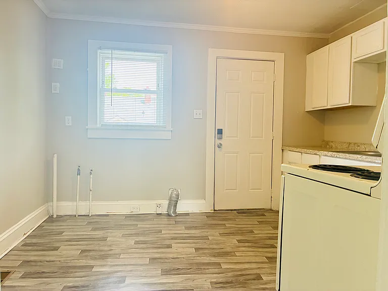 1011 Horton Ave #A — Photo 8