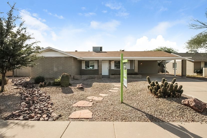 1st image of 407 E Ellis Dr