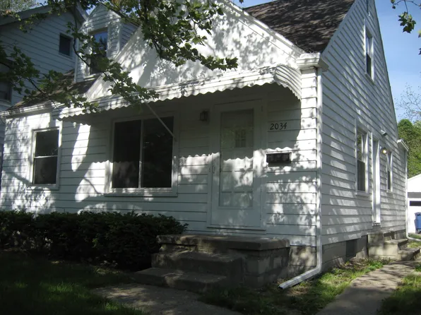 2034 Wyndhurst Rd, Toledo, OH 43607