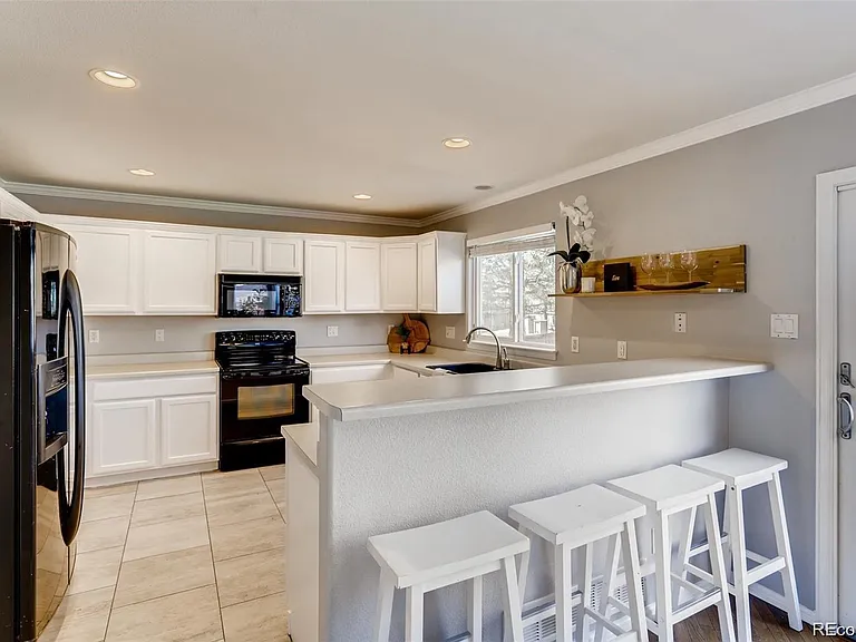 9745 Gatesbury Cir — Photo 7