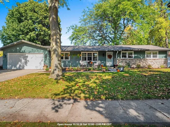 344 Miramar Dr, Green Bay, WI 54301