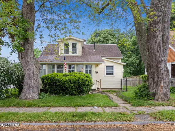 212 Riverside Avenue, Scotia, NY 12302