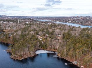 2 Halls Rd, Halifax, NS B3P1P3