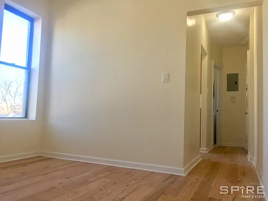 Rented by Spire Group | media 25