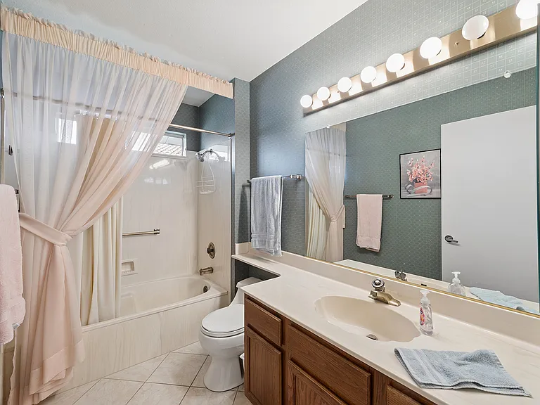 21414 N Palm Desert Dr — Photo 25