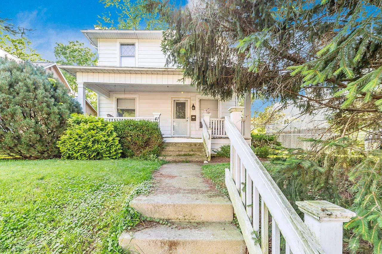 41 Columbus Ave photo 1