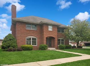 18321 Country Ln, Lansing, IL 60438