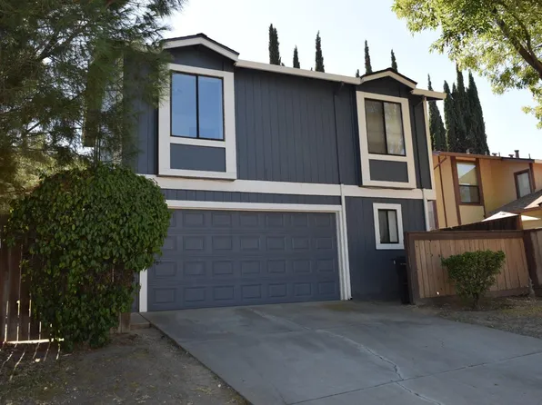 560 Allisha Ln, Tracy, CA 95376