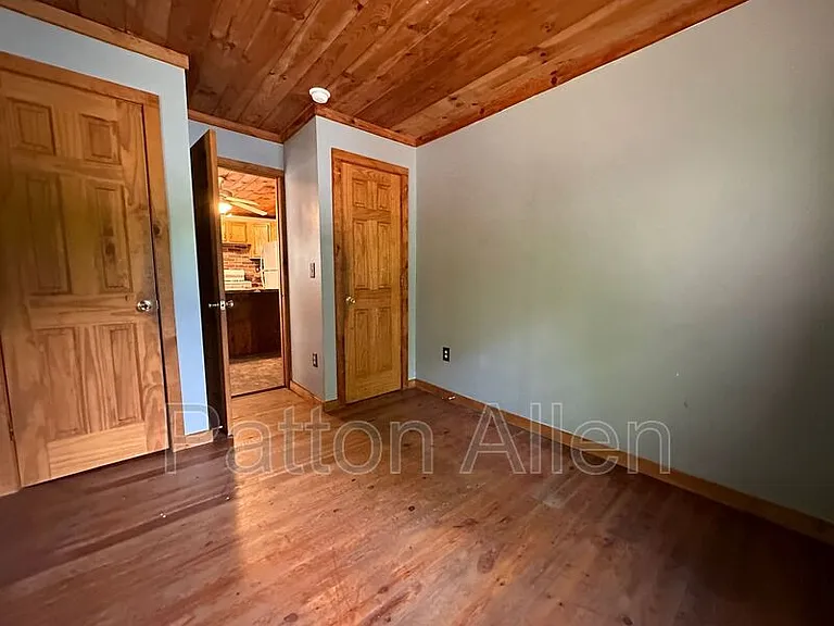 267 Davis Creek Rd — Photo 18