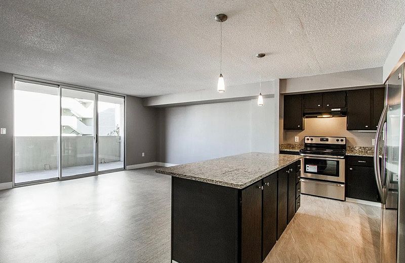 1st image of 601 W 11th Ave APT 419
