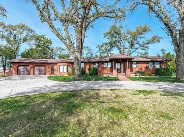 8900 W 103rd St S, Clearwater, KS 67026