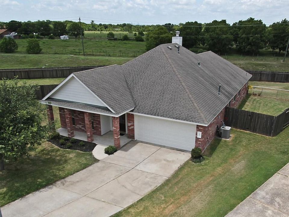 1st image of 5801 Vineyard Hill Dr