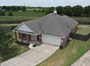 5801 Vineyard Hill Dr, Pearland, TX 77581