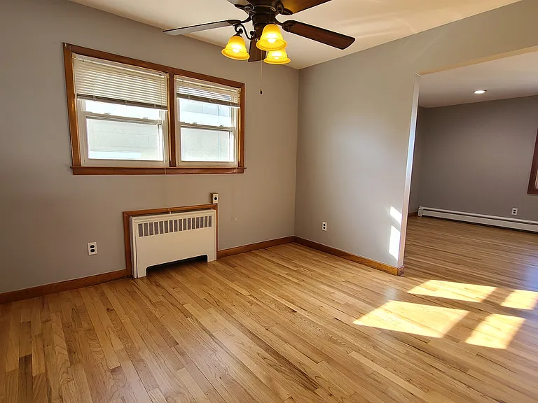 5204 Meadowview Ave #2 — Photo 5