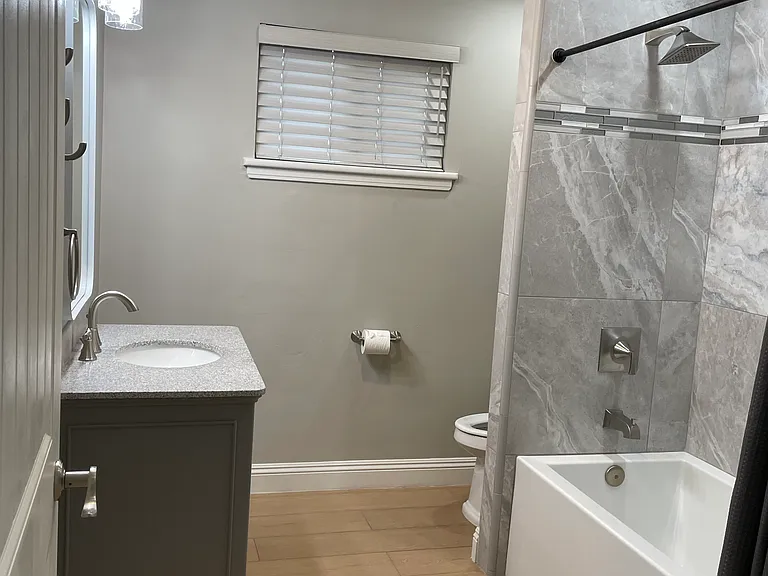 3407 Redlands Dr — Photo 11