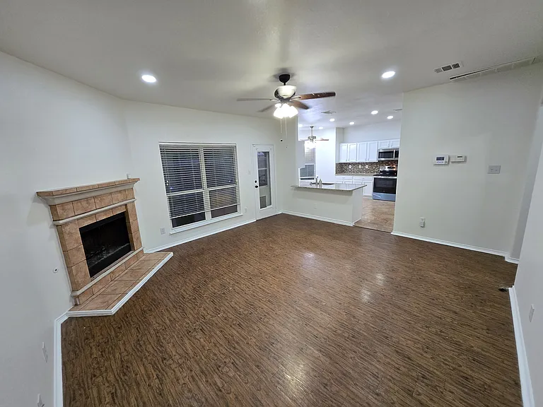 1207 Bellcrest Dr — Photo 11