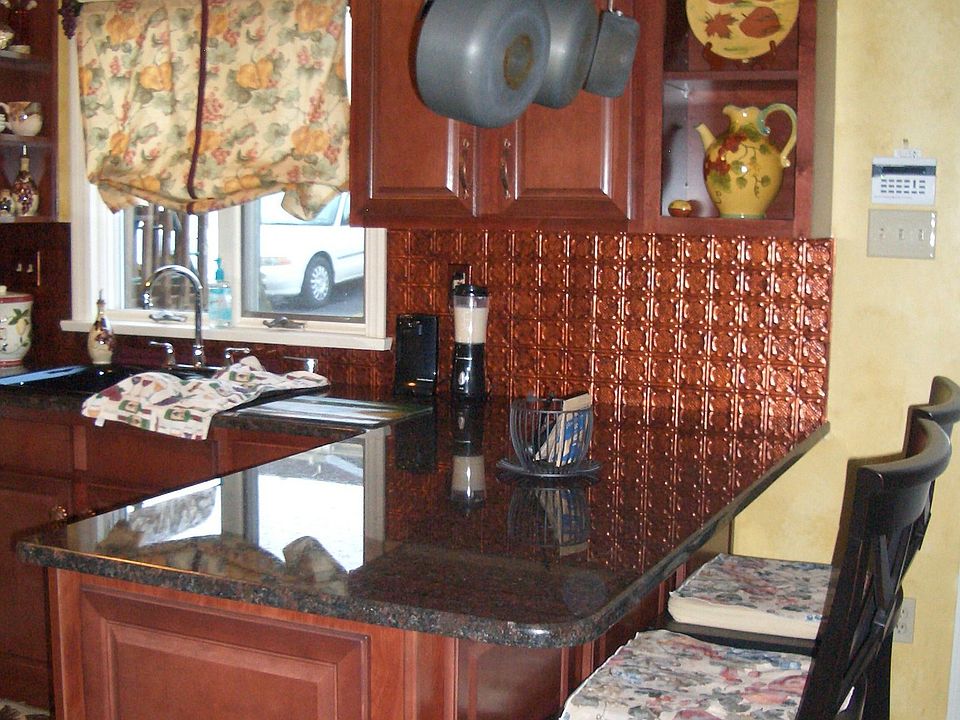 granite kitchen