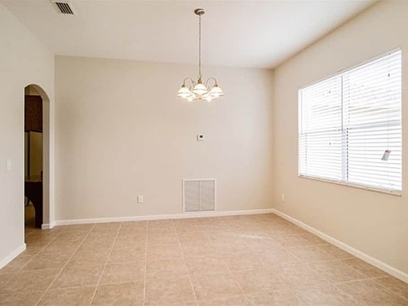3rd image of 1397 SW Patricia Ave