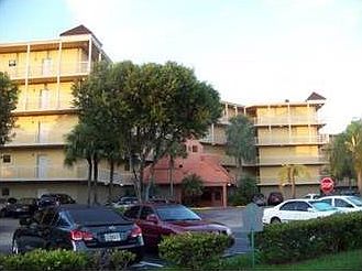 1st image of 8290 Lake Dr APT 526