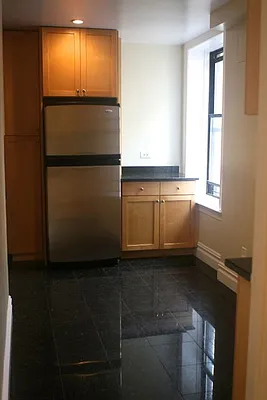Rented by Cooper & Cooper Real Estate | media 8