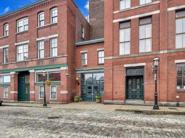 172 Middle St APT 311, Lowell, MA 01852