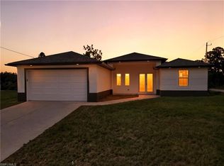 100 W 11th St, Lehigh Acres, FL 33972