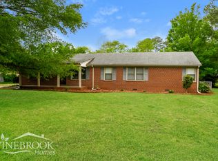 1529 Chenault Dr SE, Decatur, AL 35601