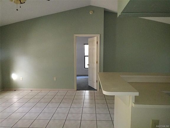4th image of 9227 W Marquette Ln