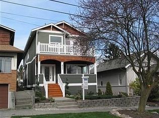 912 N 68th St, Seattle, WA 98103