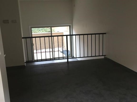 4th image of 17952 River Cir APT 2