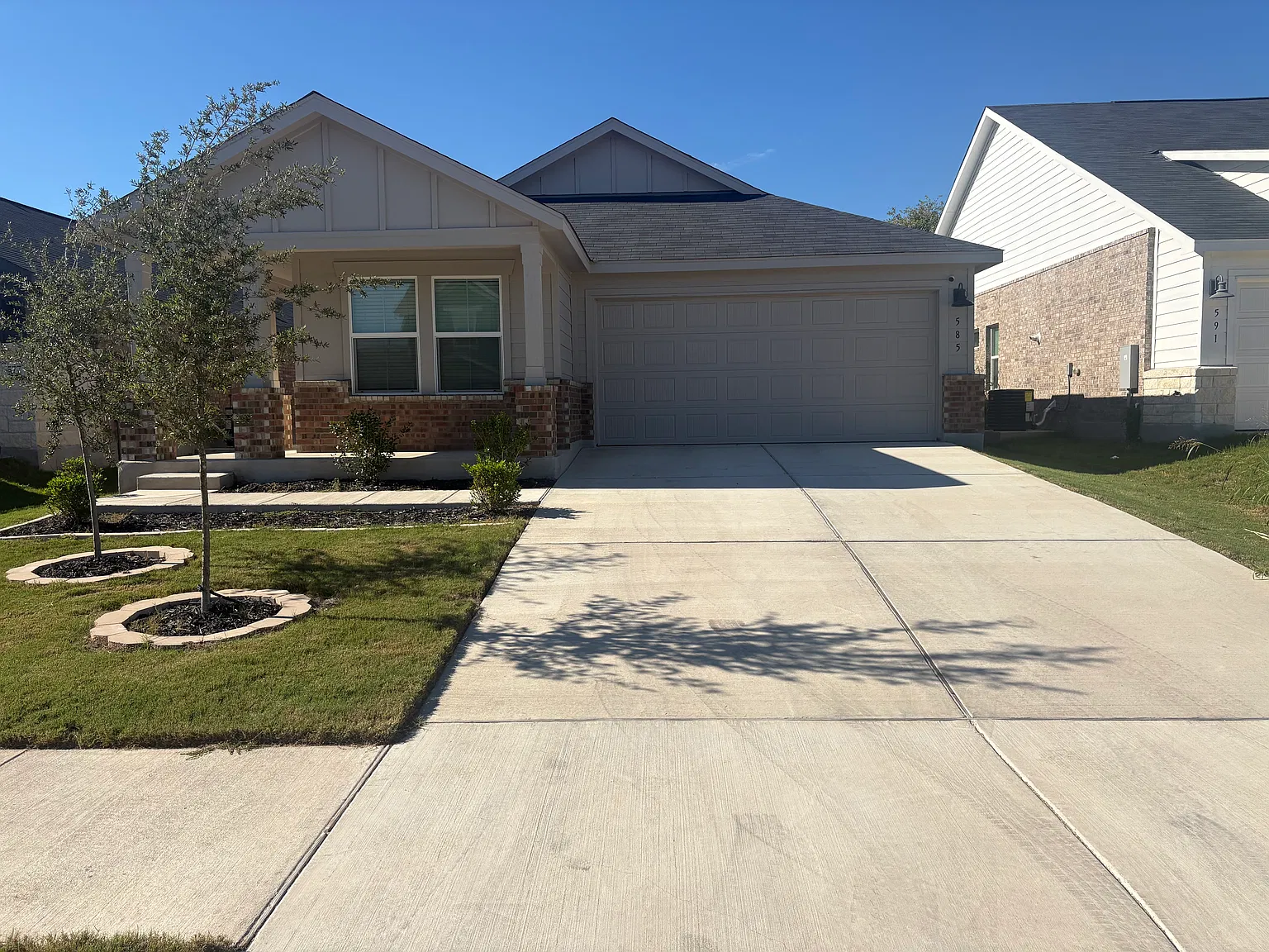 4 bed, 1815 sqft, $2,250 — Photo 1