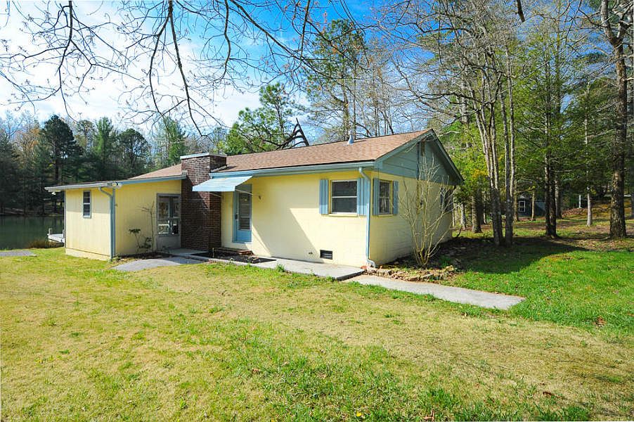 1st image of 5839 Lakeshore Dr
