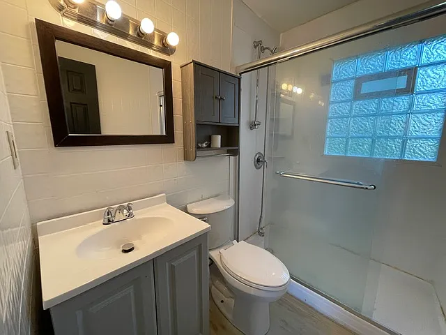 2895 Hyannis Dr — Photo 10