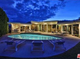 916 Linda Flora Dr, Los Angeles, CA 90049