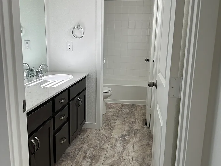 24305 E Ohio Dr — Photo 10