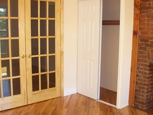 272 Driggs Ave, Brooklyn, NY 11222