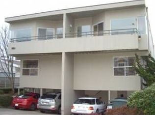 611 Bell St APT 3, Edmonds, WA 98020