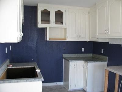 5th image of 719 Blaine Ave