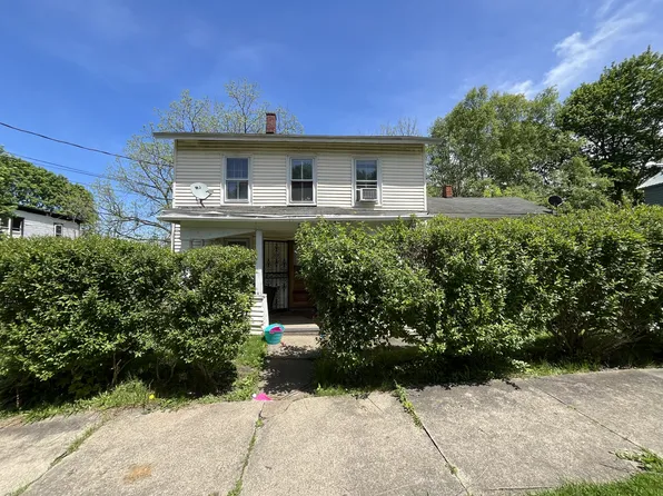 31 Hazzard St APT 2, Jamestown, NY 14701