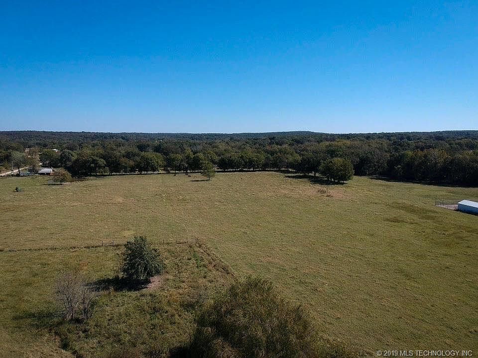 2nd image of 32058 S 4400th Rd