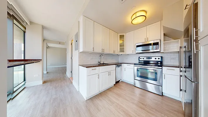 Rented by Bond New York | media 7