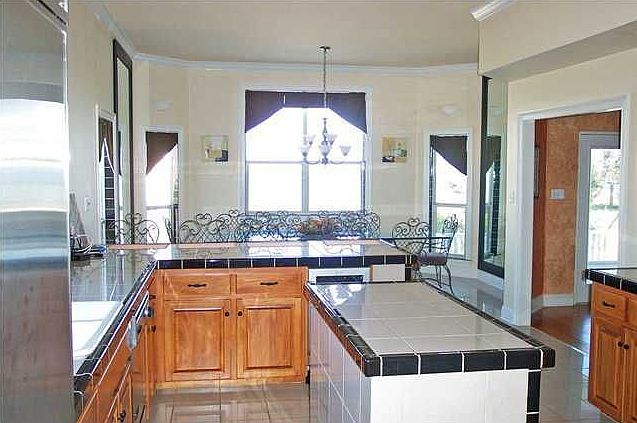 UP-to-date Kitchen
