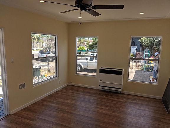 3rd image of 3241 38th St