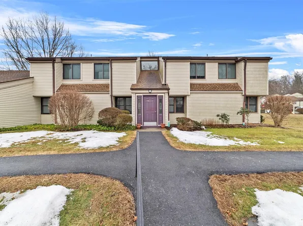 46 Jefferson Oval #B, Yorktown Heights, NY 10598