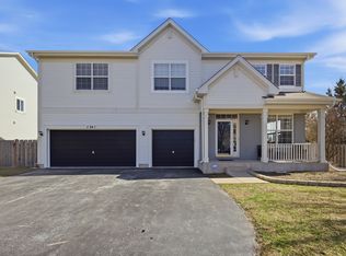 1341 S Meadow Ln, Round Lake, IL 60073