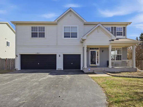 1341 S Meadow Ln, Round Lake, IL 60073