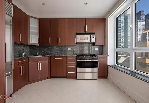 2nd image of 351 E 51st St APT 9E