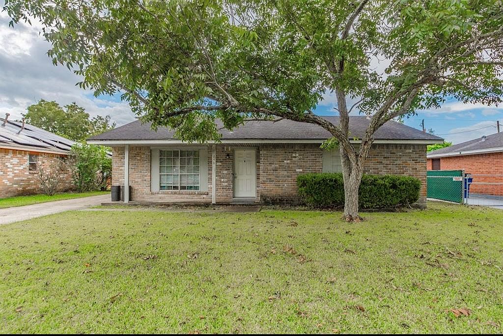 248 Bastrop St, Angleton, TX 77515 MLS 76985460 Zillow