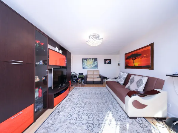 2475 West 16th Street image 8 of 18